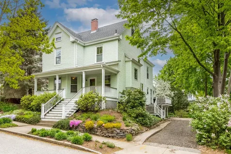 135 Ashmont Street Portland ME 04103