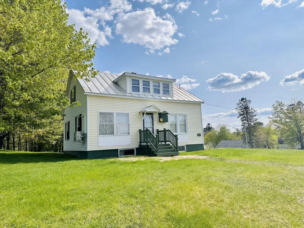 49 John Street Madison ME 04950
