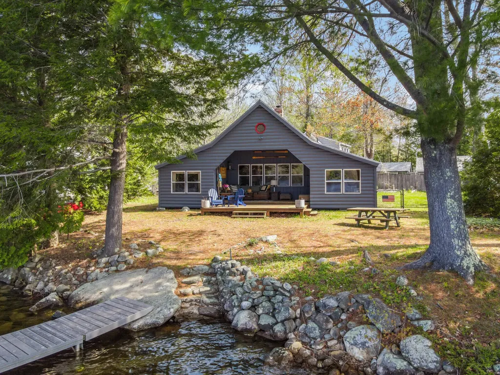 75 Hillside Lane Rome ME 04963