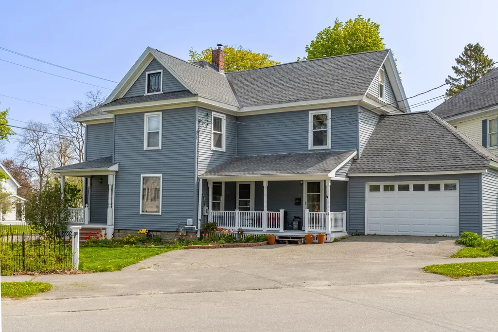 14 Boutelle Road Bangor ME 04401