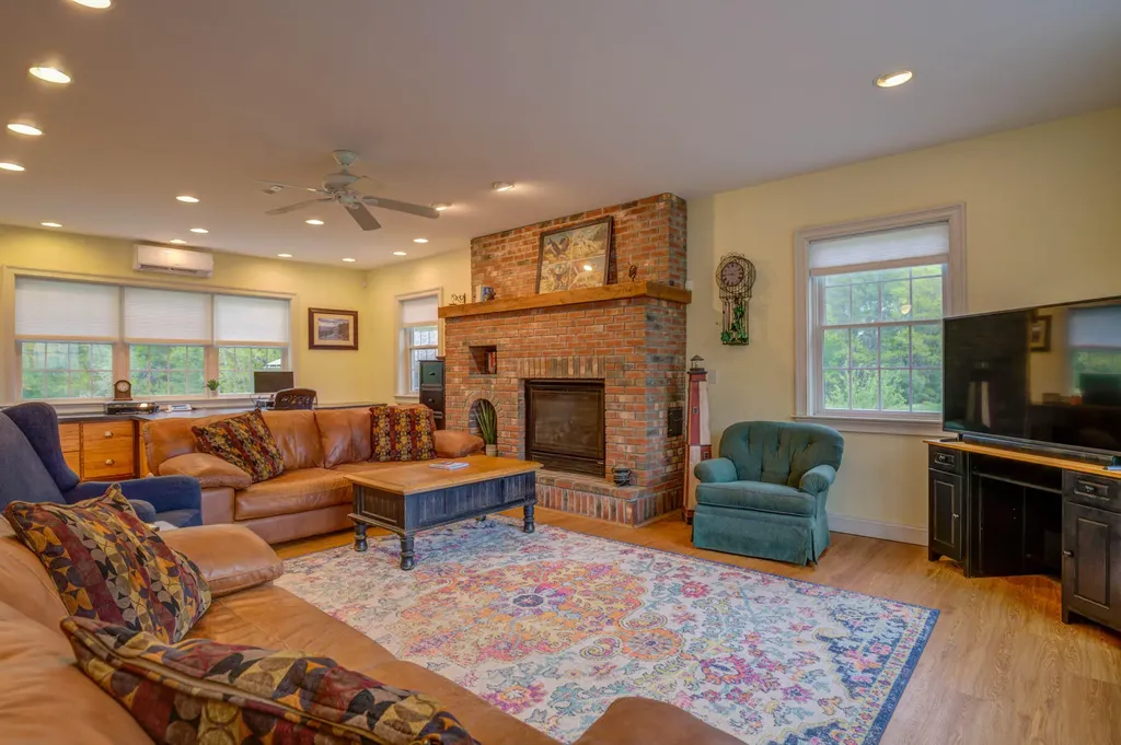 51 Louden Road Saco ME 04072