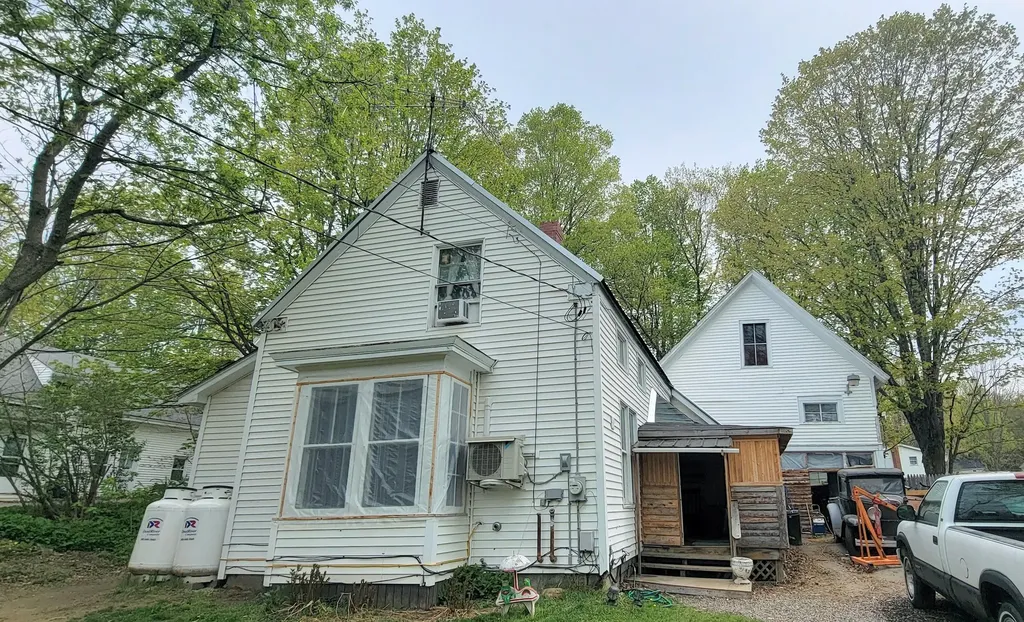 62 Cedar Street Dover-foxcroft ME 04426
