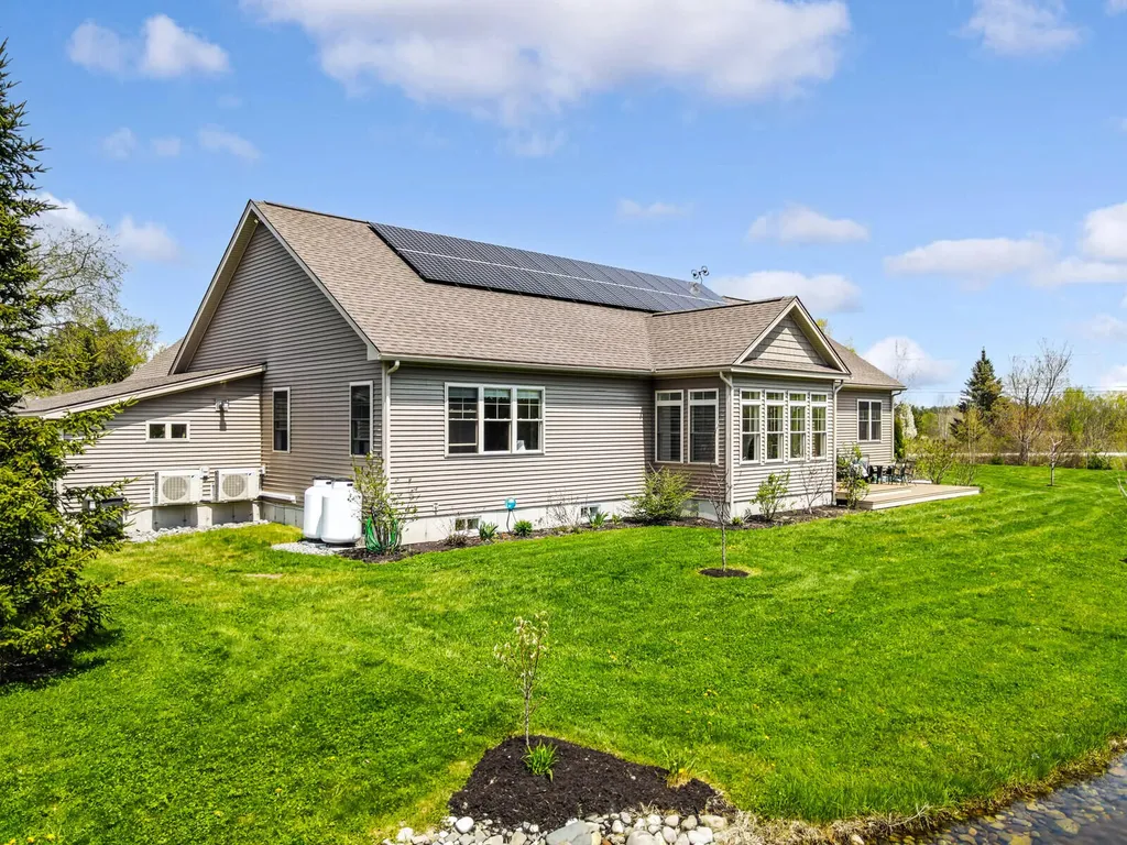 300 Ridge Road Monmouth ME 04259