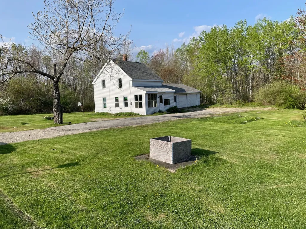 13 Brock Road Searsport ME 04974