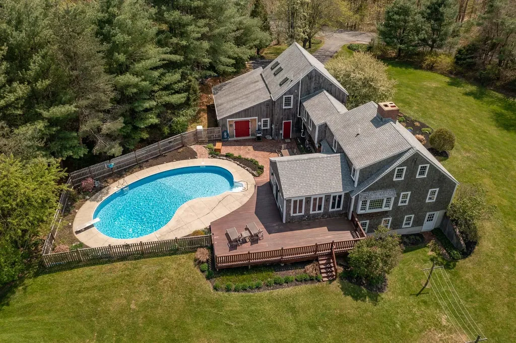 44 Worster Road Eliot ME 03903