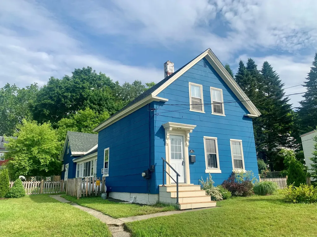 3 Water Street Fairfield ME 04937