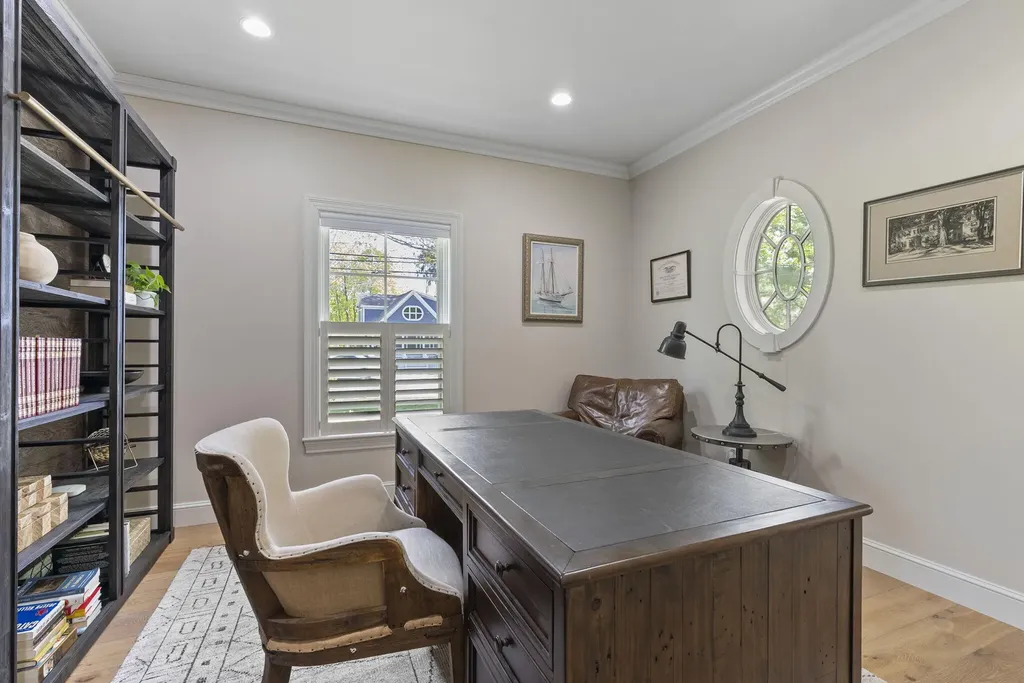 194 Foreside Road Falmouth ME 04105