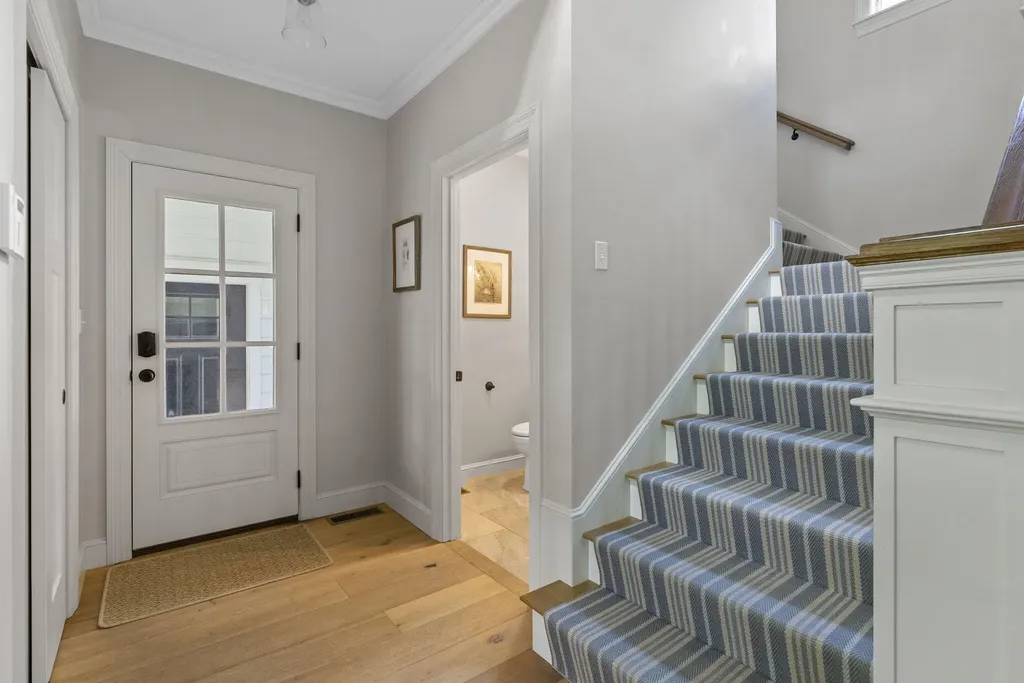194 Foreside Road Falmouth ME 04105