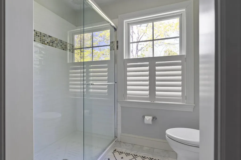 194 Foreside Road Falmouth ME 04105