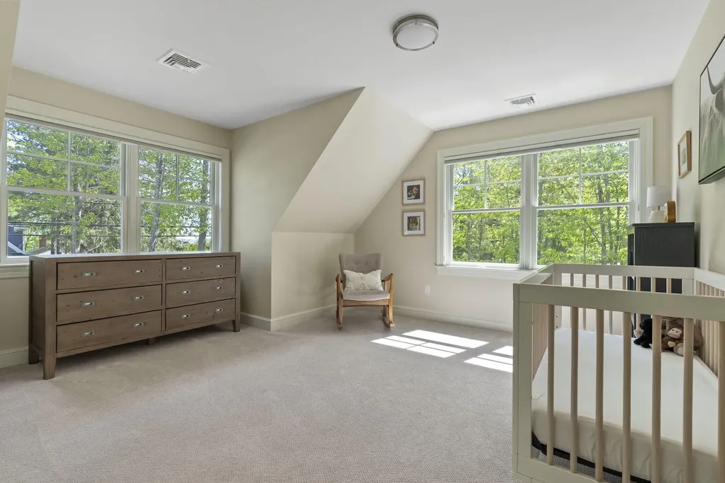 194 Foreside Road Falmouth ME 04105