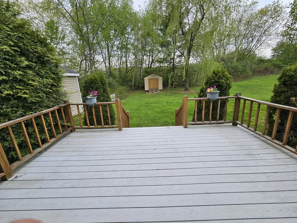 3 Brayley Avenue Fairfield ME 04937