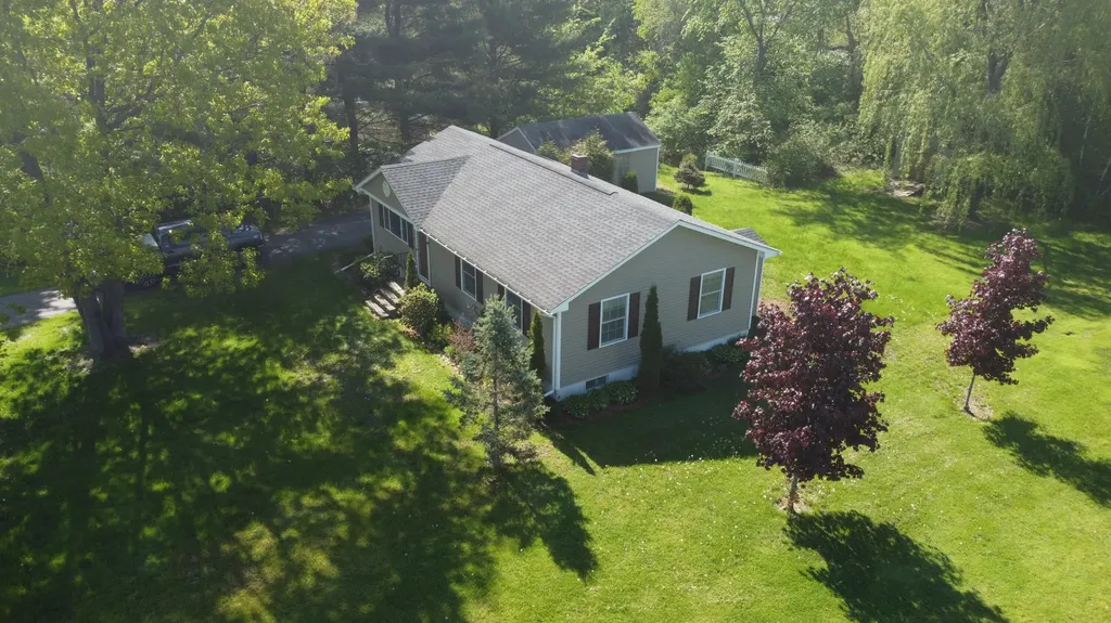 3 Brayley Avenue Fairfield ME 04937