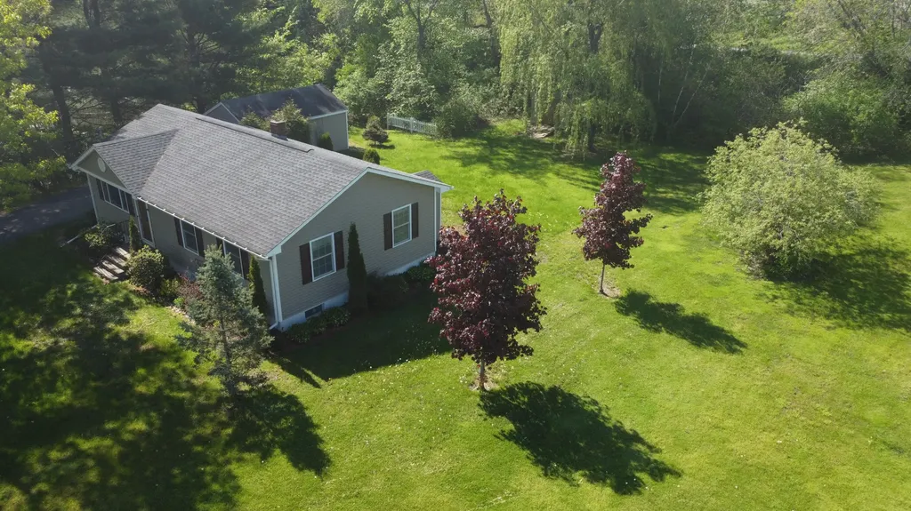 3 Brayley Avenue Fairfield ME 04937
