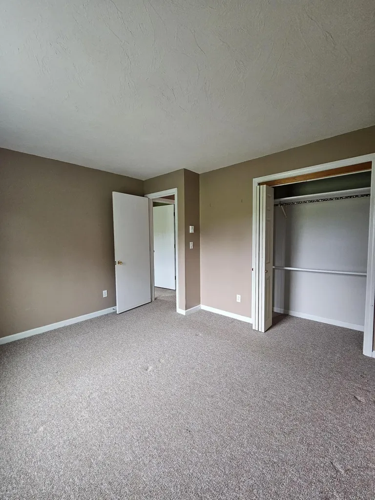 3 Brayley Avenue Fairfield ME 04937