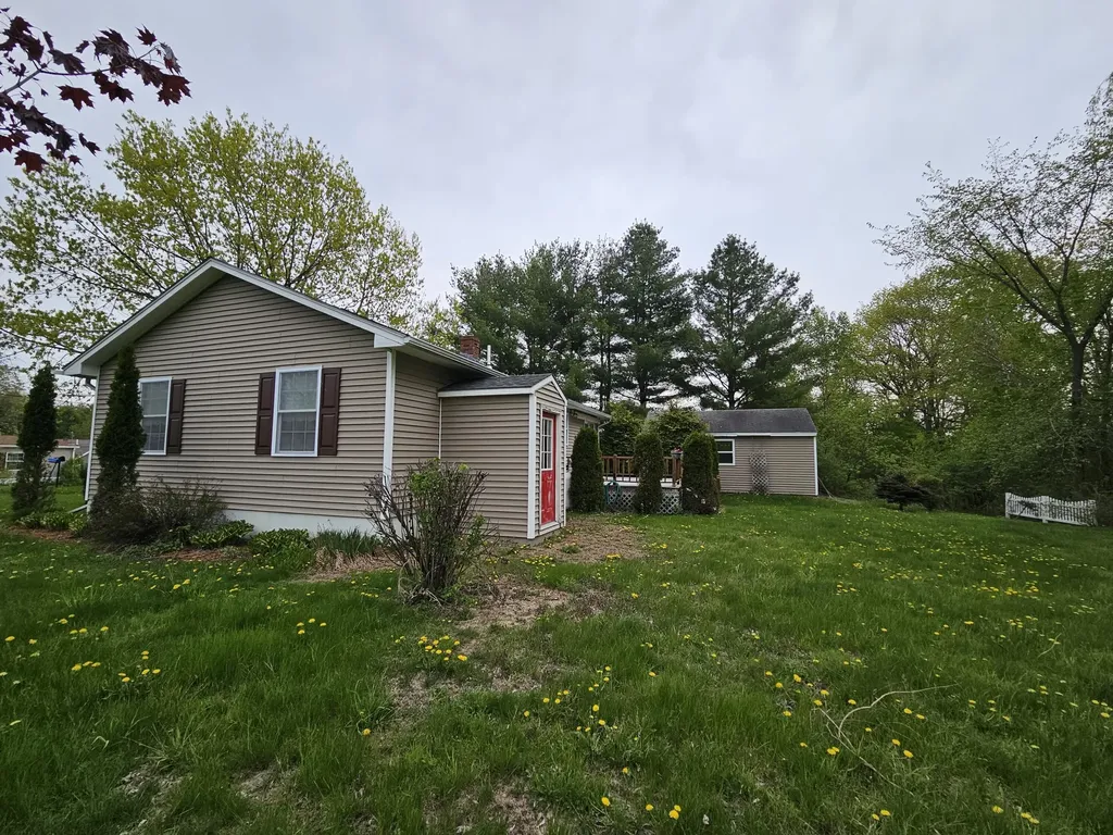 3 Brayley Avenue Fairfield ME 04937