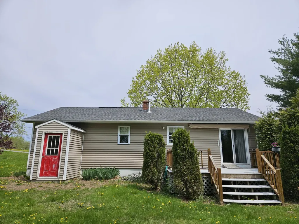 3 Brayley Avenue Fairfield ME 04937
