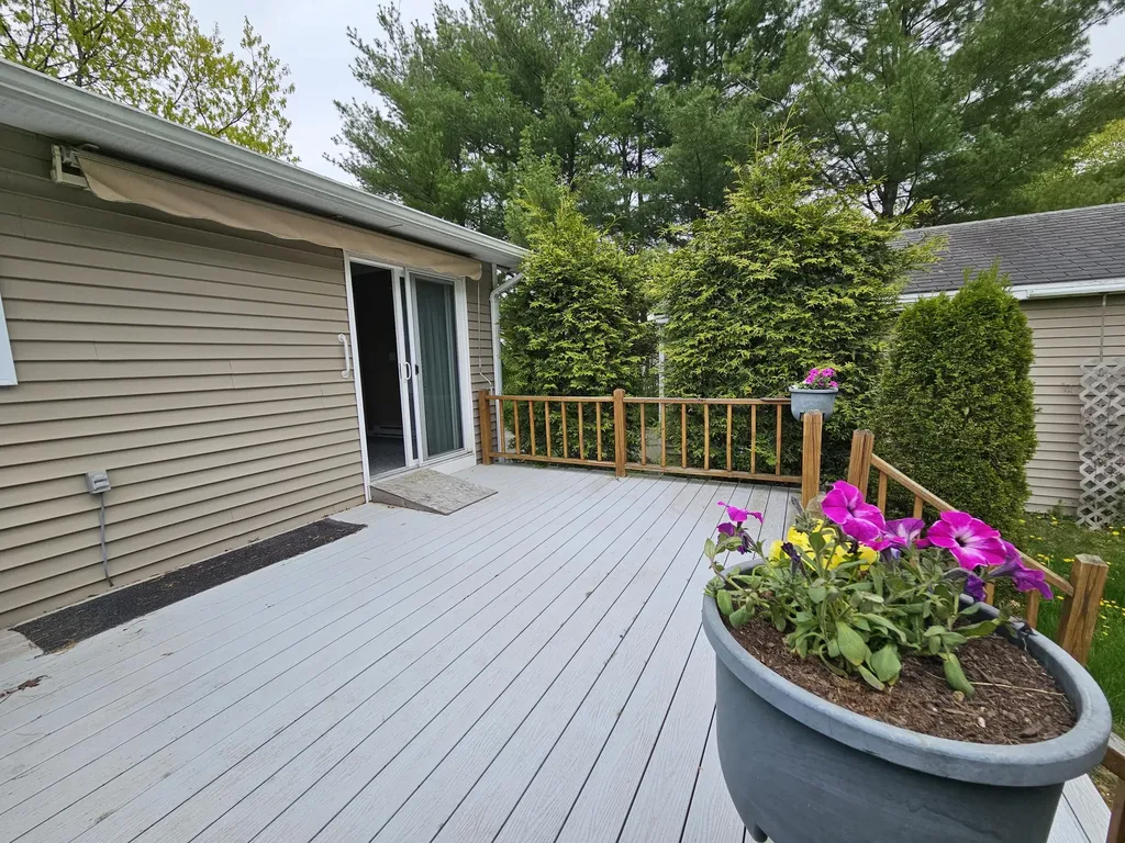 3 Brayley Avenue Fairfield ME 04937