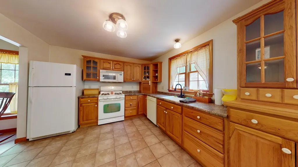 191 Dearborn Road Canton ME 04221