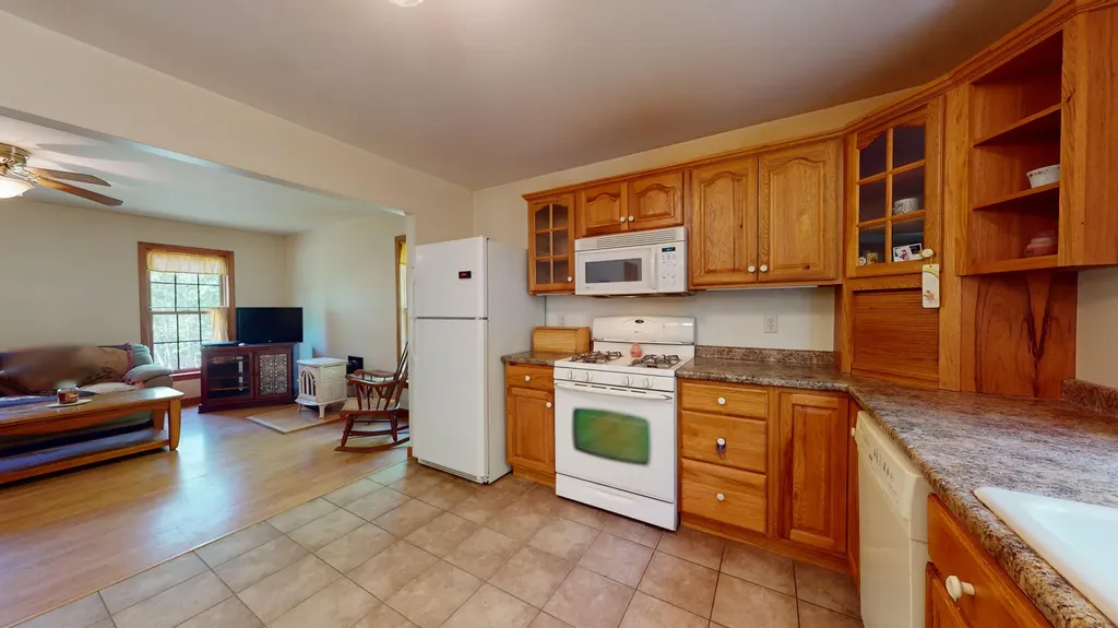 191 Dearborn Road Canton ME 04221