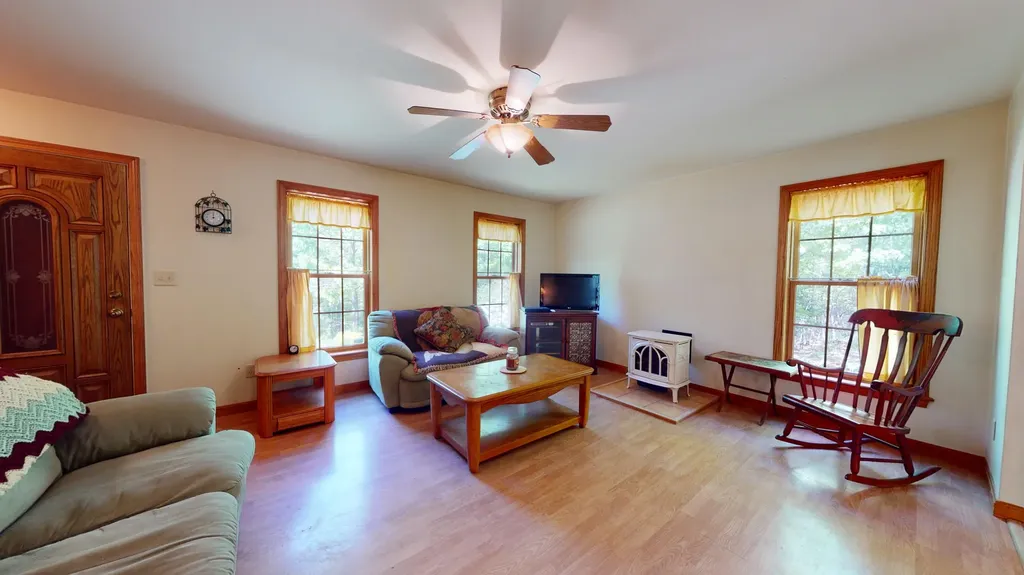 191 Dearborn Road Canton ME 04221