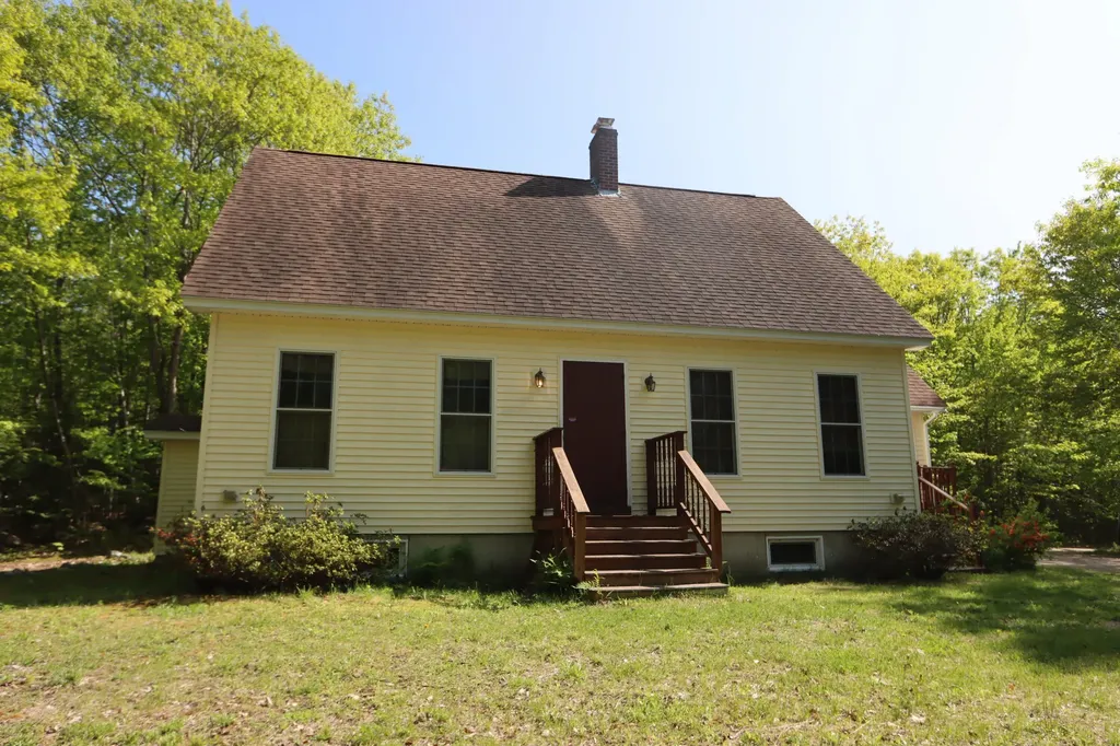 191 Dearborn Road Canton ME 04221