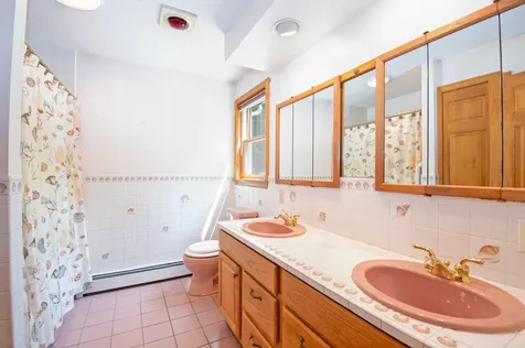 6 Royal Oak Circle Topsham ME 04086