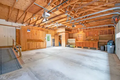 6 Royal Oak Circle Topsham ME 04086