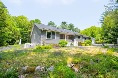 6 Royal Oak Circle Topsham ME 04086