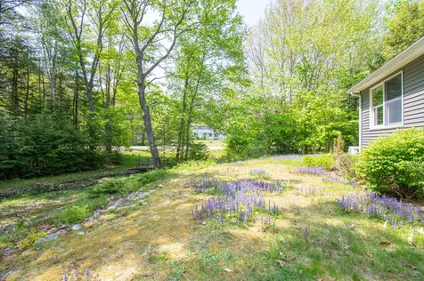 6 Royal Oak Circle Topsham ME 04086