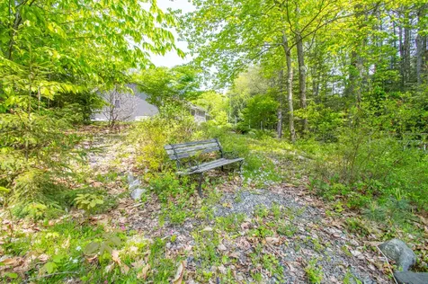 6 Royal Oak Circle Topsham ME 04086