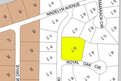 6 Royal Oak Circle Topsham ME 04086