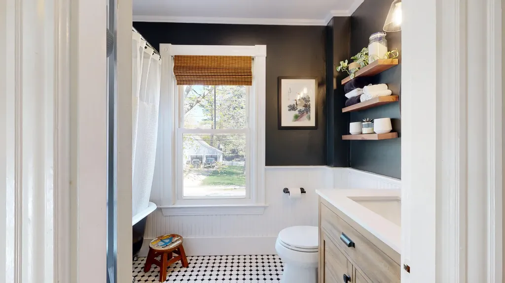 60 Storer Street Kennebunk ME 04043