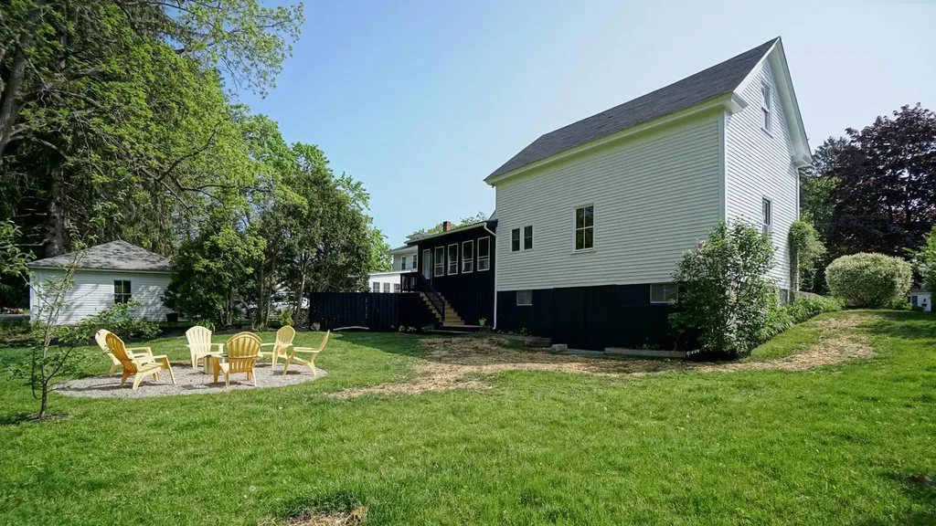 60 Storer Street Kennebunk ME 04043