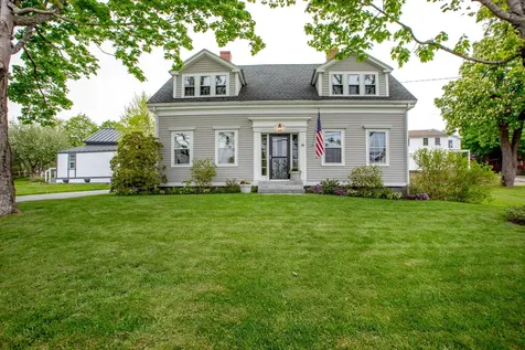 26 Federal Street Wiscasset ME 04578