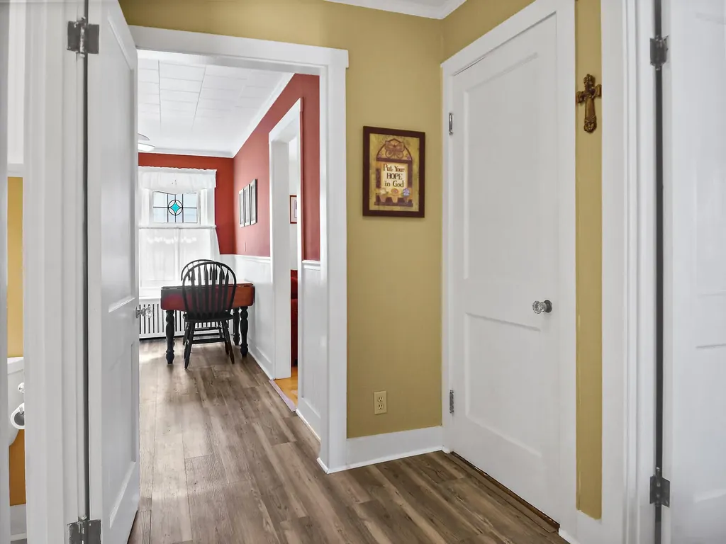 17 Davenport Street Augusta ME 04330