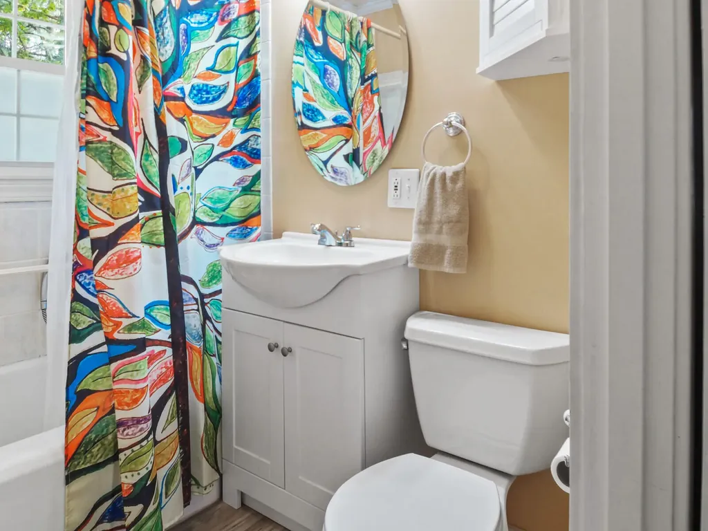 17 Davenport Street Augusta ME 04330