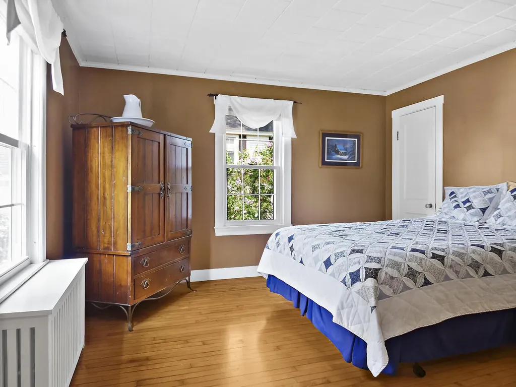 17 Davenport Street Augusta ME 04330