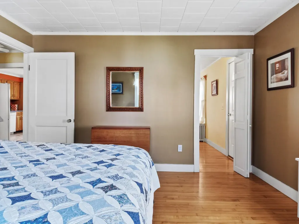 17 Davenport Street Augusta ME 04330