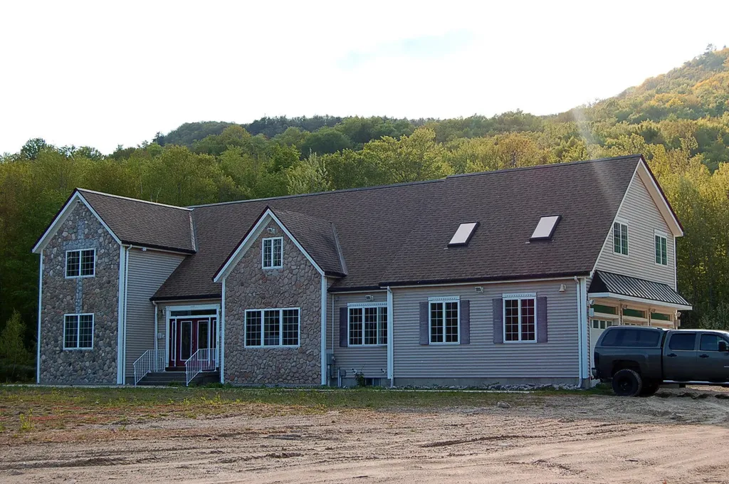 568 Kennard Hill Road Porter ME 04068
