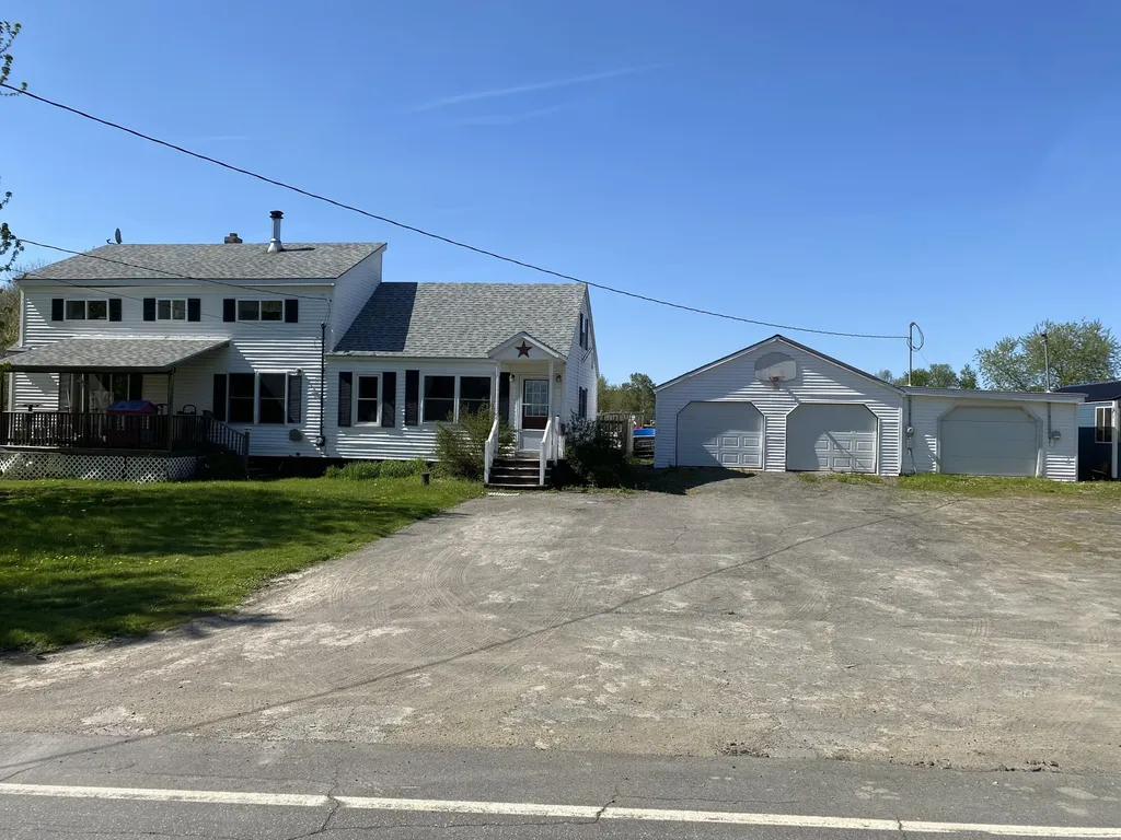 62 Etna Road Plymouth ME 04969