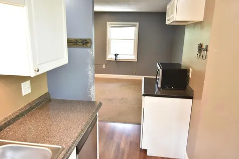 16 Peterson Road Raymond ME 04071