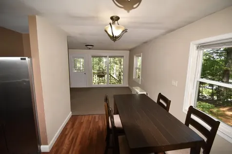 16 Peterson Road Raymond ME 04071