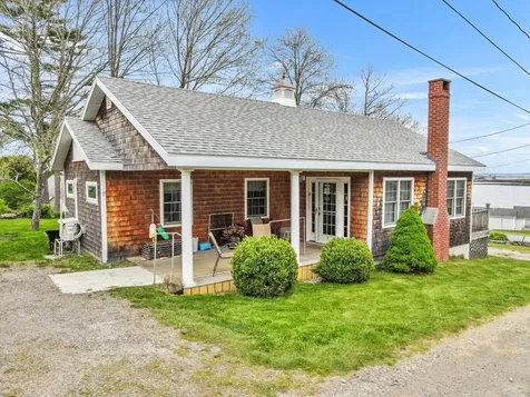 19 Stovers Ocean Avenue Harpswell ME 04079