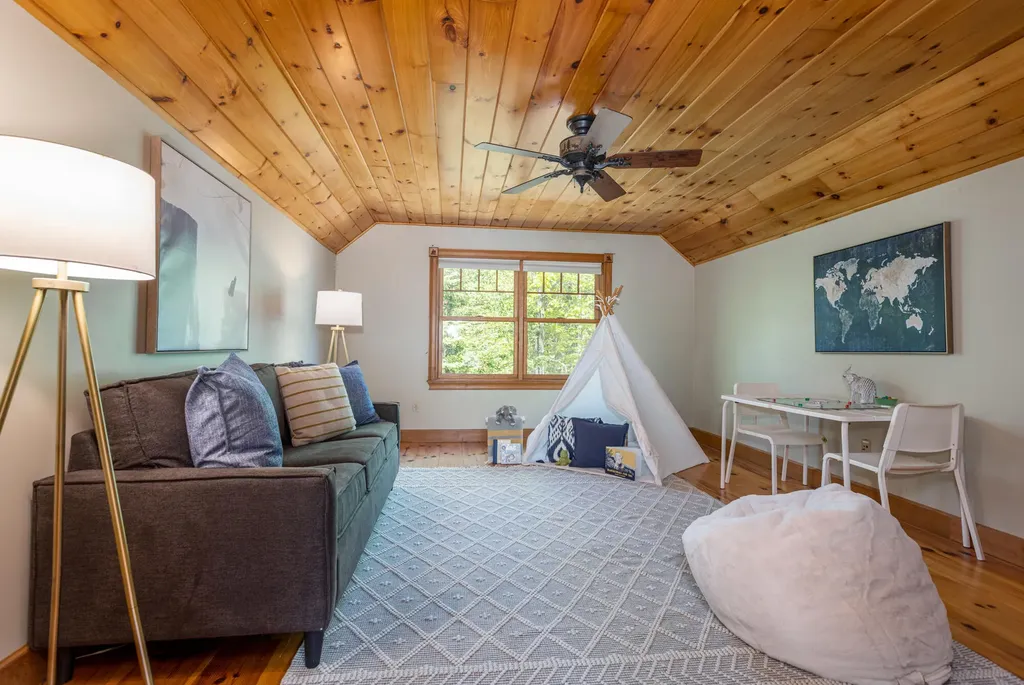 56 Grist Mill Lane Buxton ME 04093
