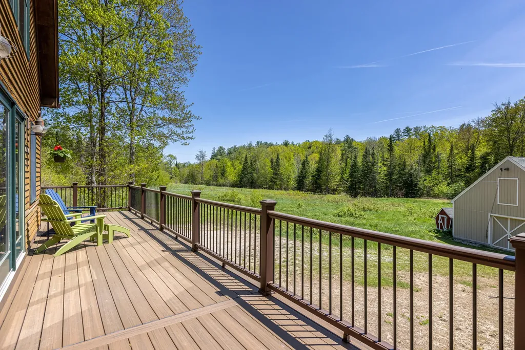 56 Grist Mill Lane Buxton ME 04093