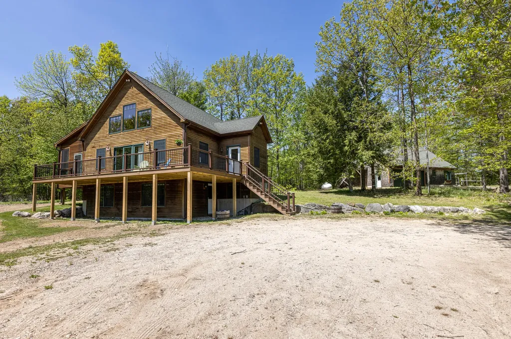 56 Grist Mill Lane Buxton ME 04093