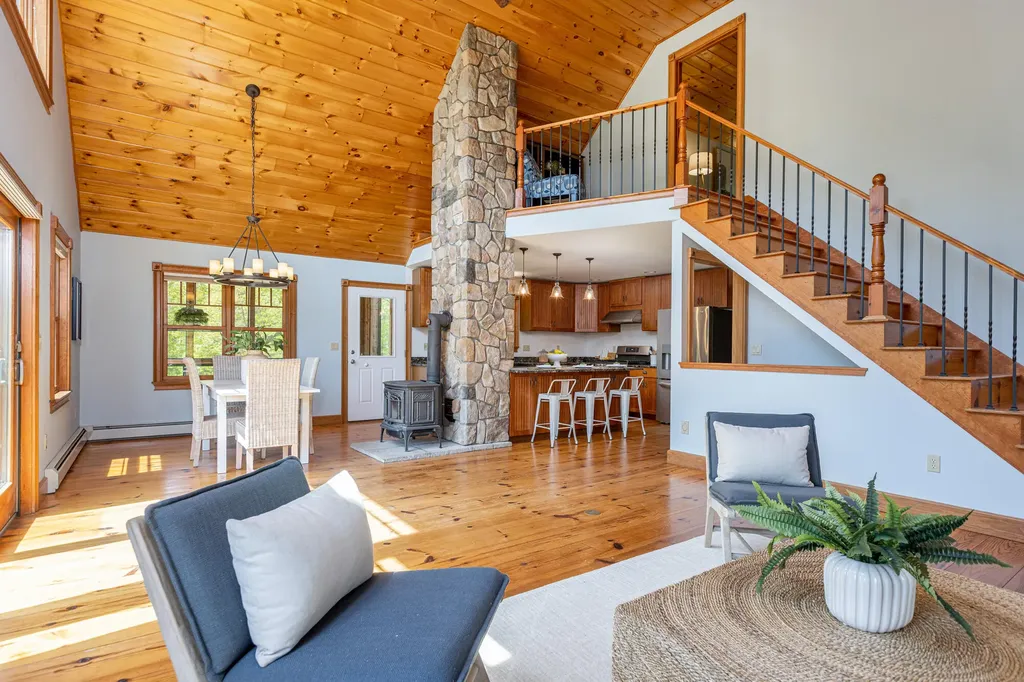 56 Grist Mill Lane Buxton ME 04093