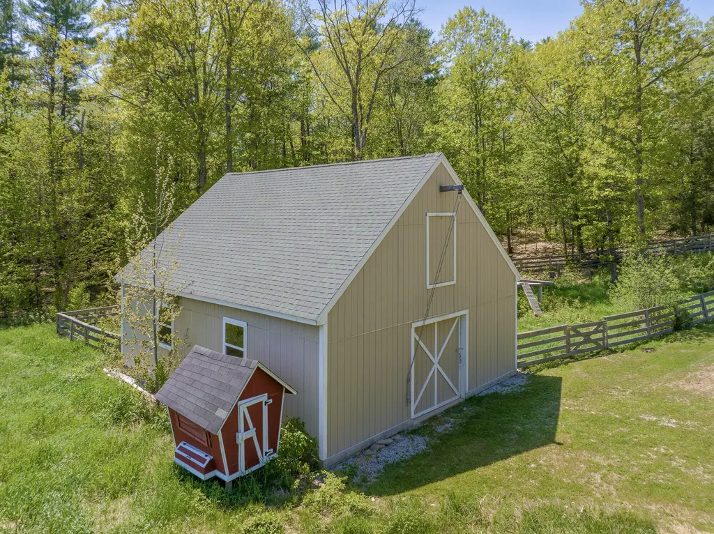 56 Grist Mill Lane Buxton ME 04093