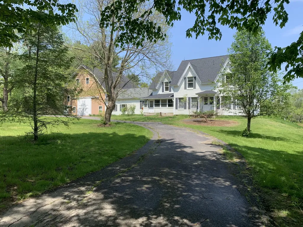 219 Beedle Road Richmond ME 04357