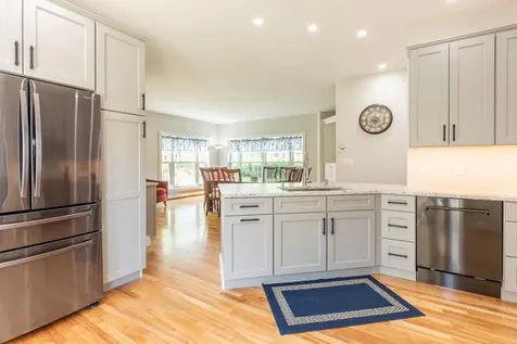 289 Ocean Avenue Kennebunkport ME 04046